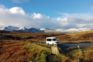 From Edinburgh: 2-Day Eilean Donan, Loch Ness and Glenfinnan