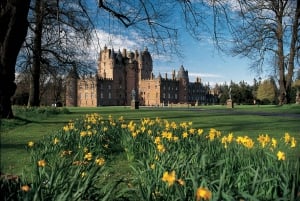 De Edimburgo: excursão aos castelos de Glamis e Dunnottar em italiano