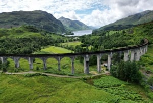 From Edinburgh: Glenfinnan, Glencoe and Highlands Day Tour