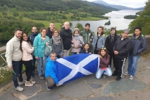 From Edinburgh: Heart of Scotland Tour in French