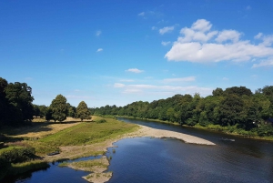 From Edinburgh: Holy Island, Alnwick Castle & Northumbria