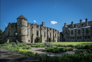 From Edinburgh: Mary Queen of Scots Day Tour in Luxury MPV
