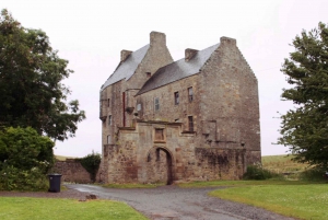 From Edinburgh: Outlander Full-Day Tour in Spanish