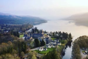 Z Edynburga: Prywatna 1-dniowa wycieczka do Loch Ness w luksusowym MPV