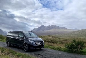 From Edinburgh: Private St. Andrews Day Tour in Luxury MPV