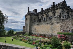 From Edinburgh: Stirling Castle, Kelpies and Loch Lomond