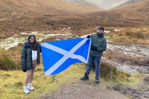 Desde Edimburgo: excursión de un día a los Kelpies, Glencoe y el lago Lomond.