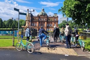 Glasgow: City, Green spaces and Clyde Bridges Bike Tour