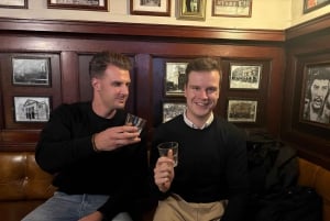 Glasgow :Geh Whisky trinken mit einem Schotten.