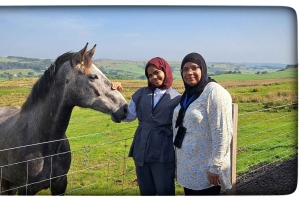 Glasgow: Highland Cow Trailer Tour med hjemmebag