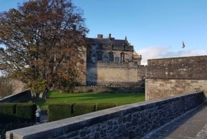 Greenock: Shore Excursion to Stirling Castle and Loch Lomond