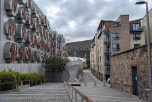 Guided Walking Tour - The Working Class Story of Cannongate