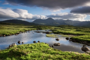 From Edinburgh: Private Loch Ness Day Trip in Luxury MPV