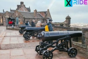 London to Edinburgh Castle day tour with Transportation