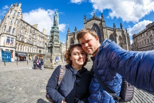 Museum of Edinburgh Private Guided Tour with Tickets