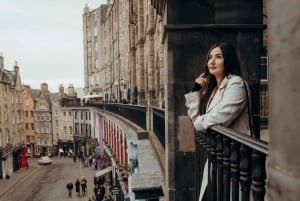 Privat fotografering med utsikt över det berömda Edinburgh Castle