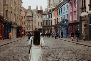 Privat fotografering med utsikt över det berömda Edinburgh Castle