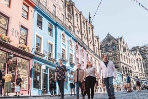 Privat fotografering med utsikt över det berömda Edinburgh Castle