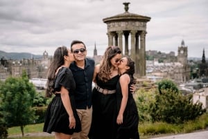 Privat fotografering med utsikt över det berömda Edinburgh Castle