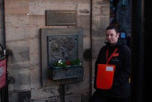Edinburgh: Witches. Trials & Truth Small Group Guided Tour