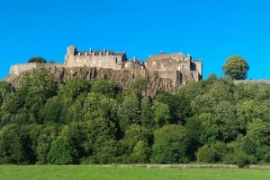 Fra Edinburgh: Stirling Castle, Highland Lochs og whiskey