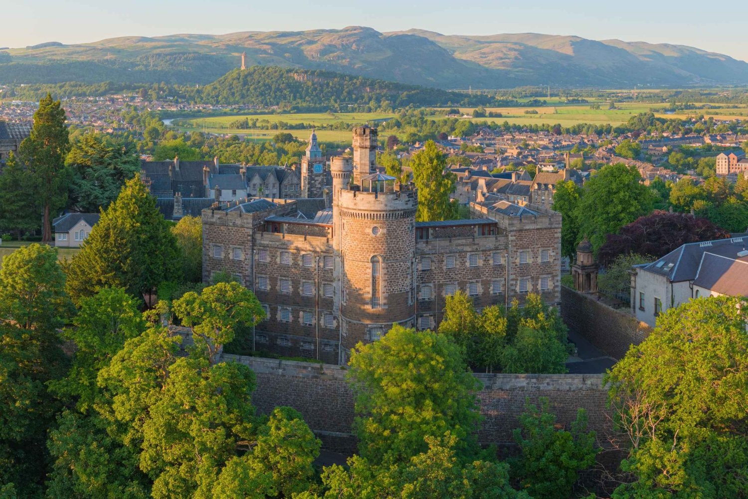 Стерлинг: входной билет в тюрьму Старого города