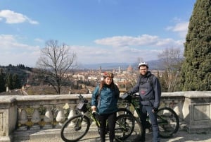 E-bike de 3,5 horas em Florença e no interior da Toscana