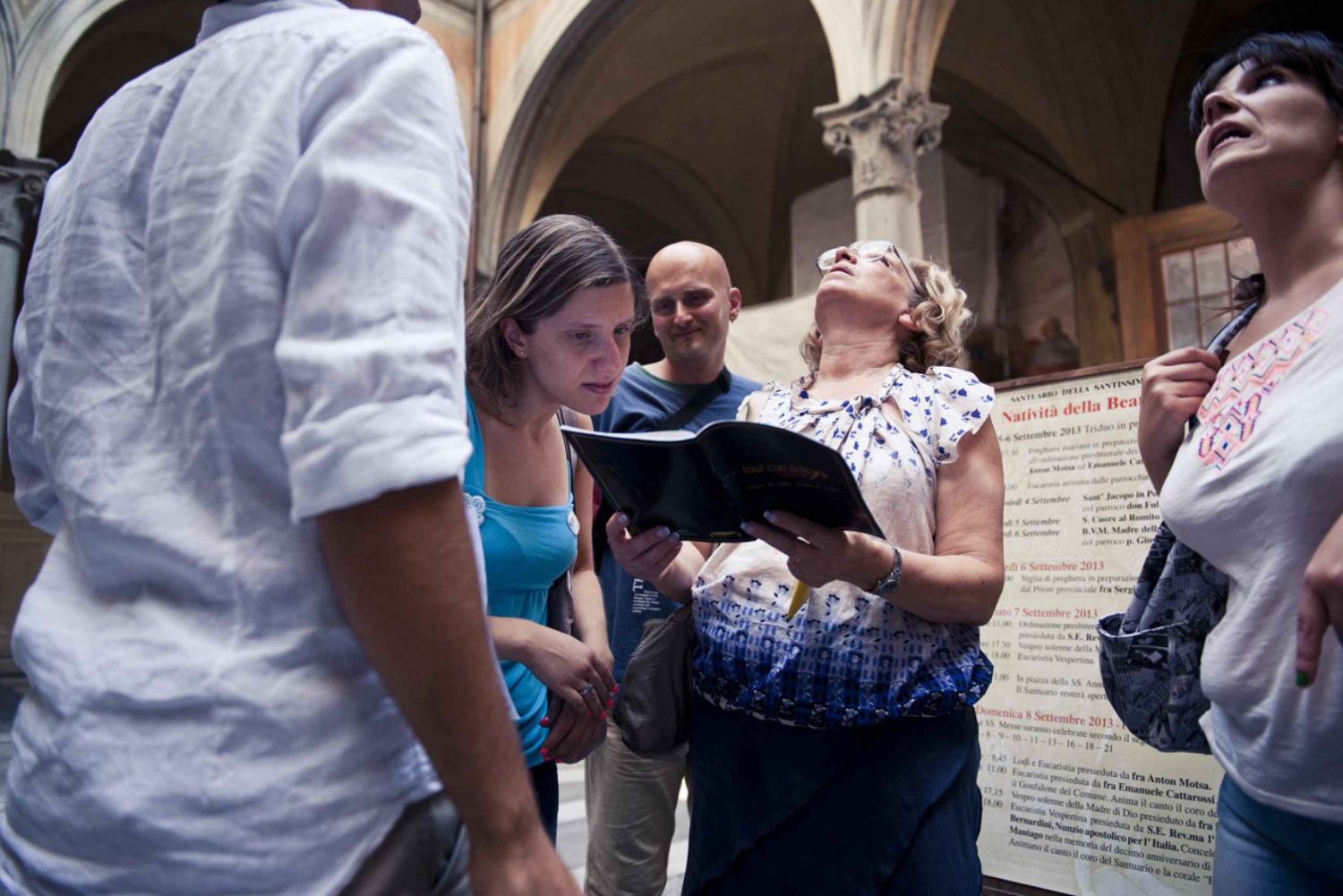 3-Hour Historic WhoDunIt Tour in Florence
