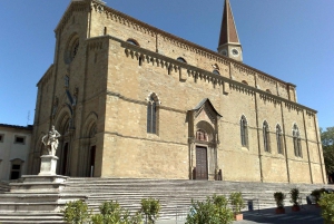 Arezzo: Guided Walking Tour with Basilica of San Francesco