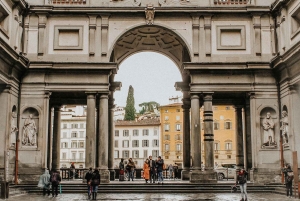 Kunst & Geschichte in den Uffizien: Medici-Einfluss & Terrassenblick