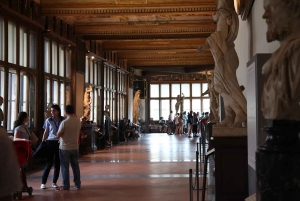 Kunst & Geschichte in den Uffizien: Medici-Einfluss & Terrassenblick
