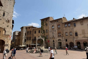 Toscanan parhaat palat Koe Pisa, Siena, San Gimignano ja viini