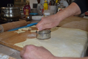 Certaldo: Typowa toskańska lekcja gotowania i wspólny posiłek