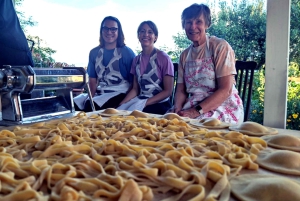 Certaldo: Typowa toskańska lekcja gotowania i wspólny posiłek