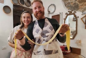 Certaldo: Typowa toskańska lekcja gotowania i wspólny posiłek