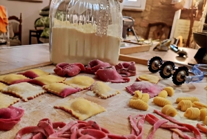 Certaldo: Typowa toskańska lekcja gotowania i wspólny posiłek