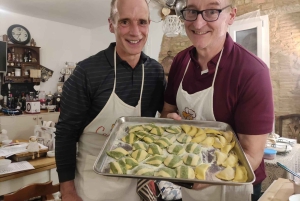 Certaldo: Typowa toskańska lekcja gotowania i wspólny posiłek