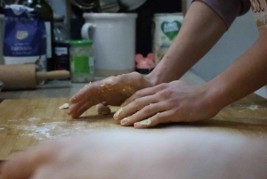 سيرتالدو: درس طبخ توسكاني نموذجي ووجبة ودية