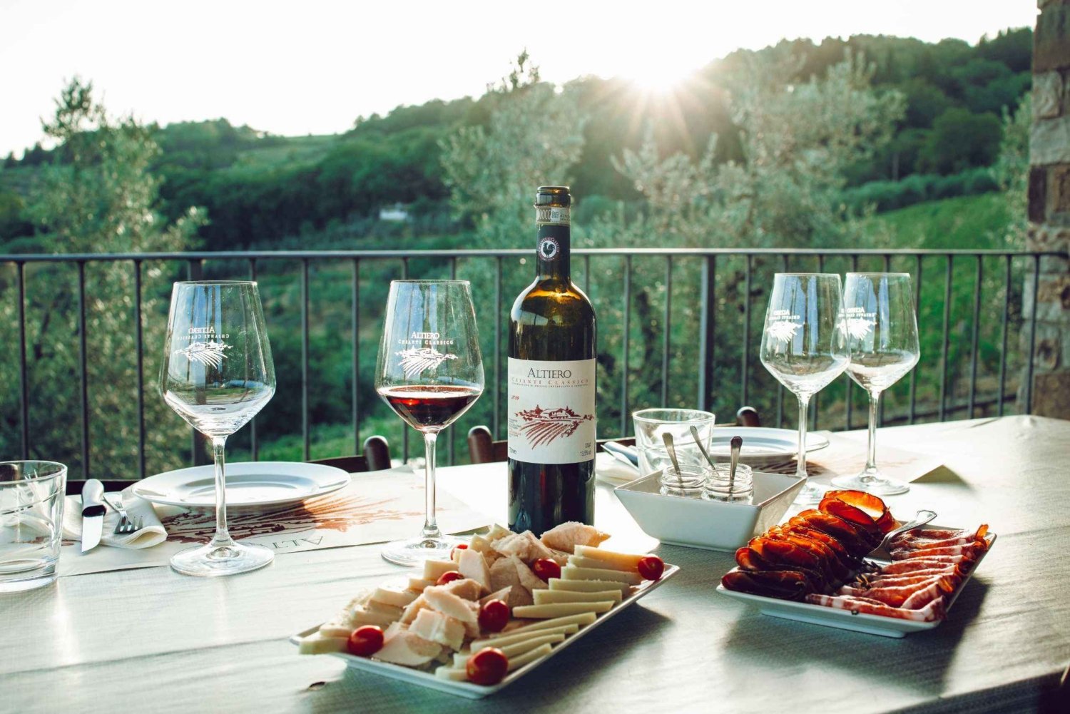 Tour pelas adegas do Chianti com degustação de vinhos e comida perto de Florença