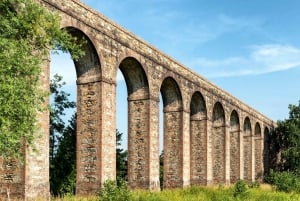 フィレンツェ発ルッカとチンクエテッレガイドツアー