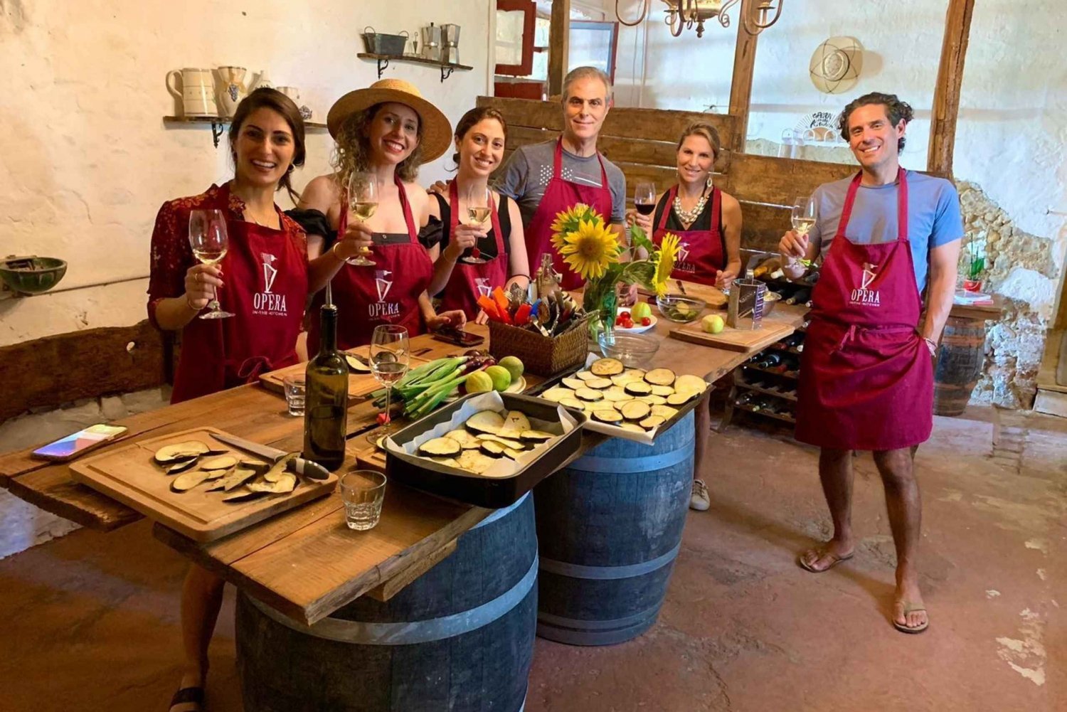 Tuscany: Cooking, Dinner & Live Opera in the countryside