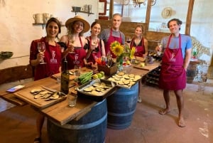 Tuscany: Cooking, Dinner & Live Opera in the countryside