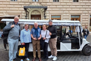 Discover Florence with a Semi-Private Golf Cart Tour