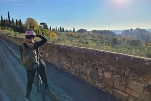 E-bike 2,5 uur in de heuvels van Florence met olijfolieproeverij