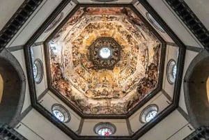 Descubre las maravillas del Duomo, la Cripta y el Baptisterio de Florencia