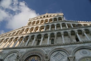 Exploring Pisa: Half-Day Private Minivan Tour from Florence
