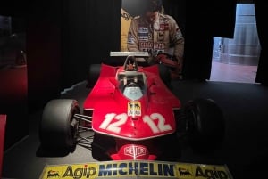 Da Bologna: Musei Ferrari, tour della fabbrica e simulatore di F1