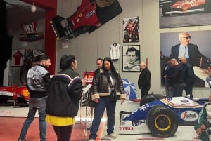 Da Bologna: Musei Ferrari, tour della fabbrica e simulatore di F1