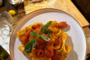 Firenze: matlagingskurs i pasta/tiramisù og toskansk vin