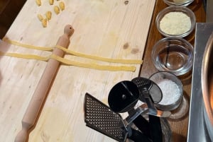 Firenze; Corso di cucina Pasta&Dolce e vino Toscano